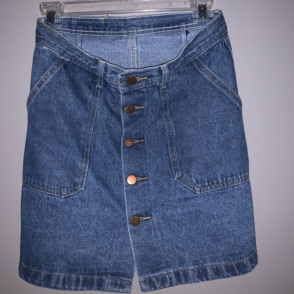 ๐3 for $15๐ Button Up Denim Skirt - Picture 2 of 3